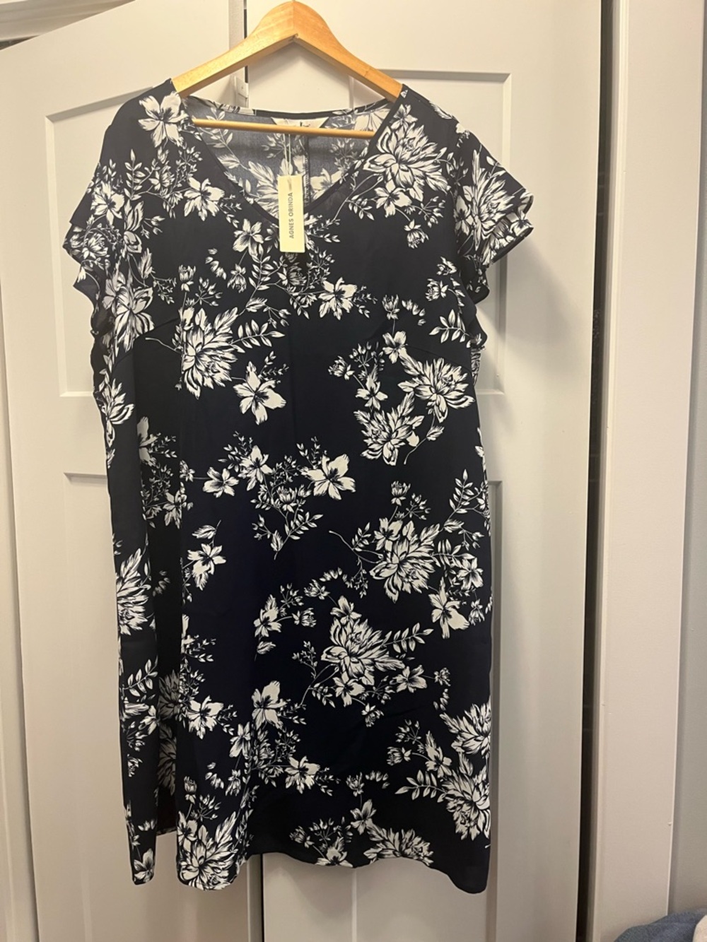 Floral V-Neck Shift Dress - Navy & White NWTs